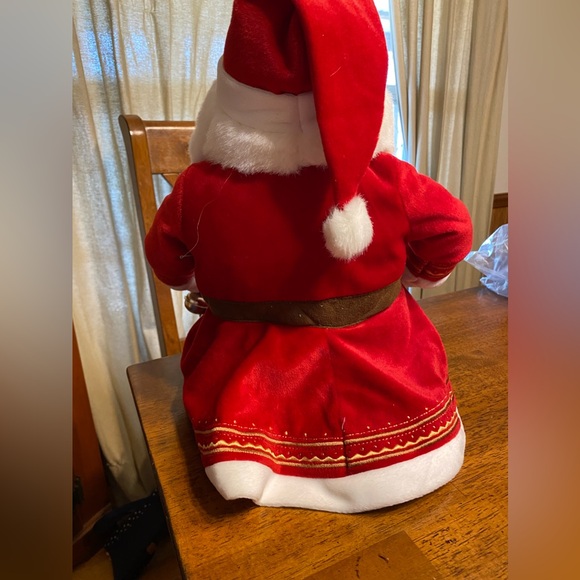 Hallmark the Polar express talking Santa. - Picture 6 of 9